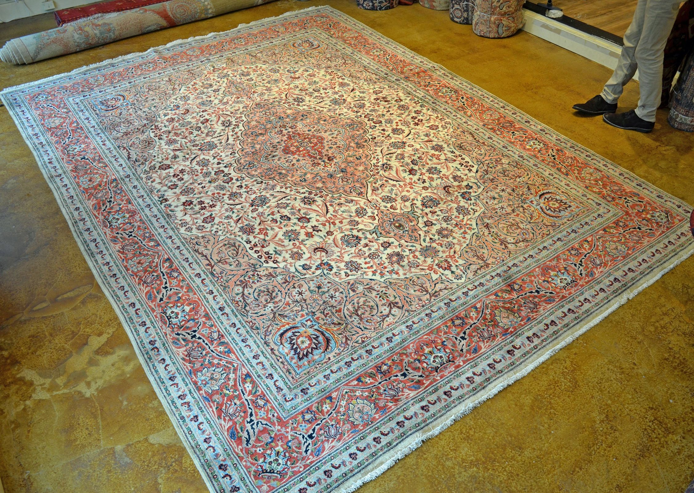 BT10751 Isfahan "Medallion" detail photo