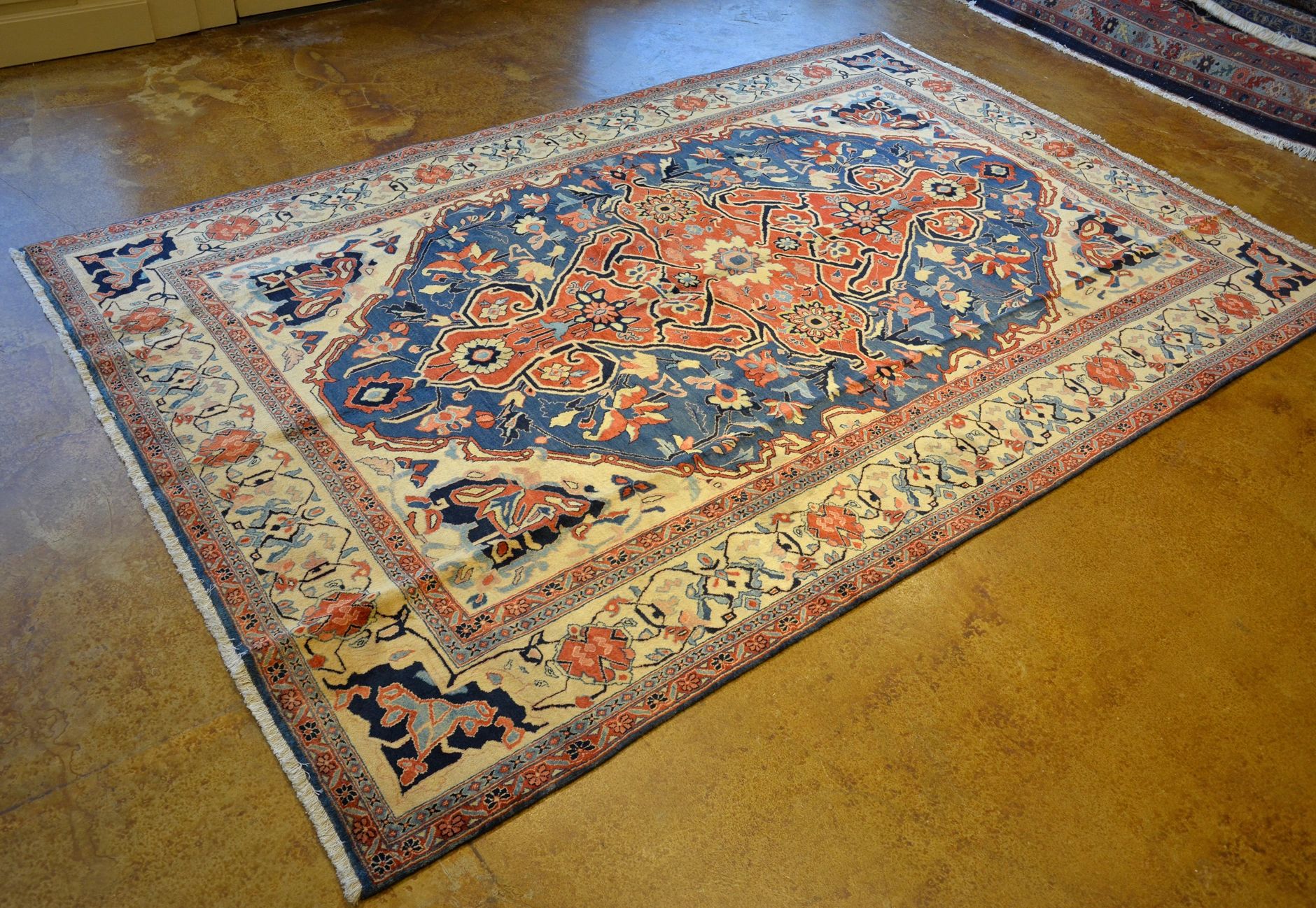 BT17870 Isfahan detail photo