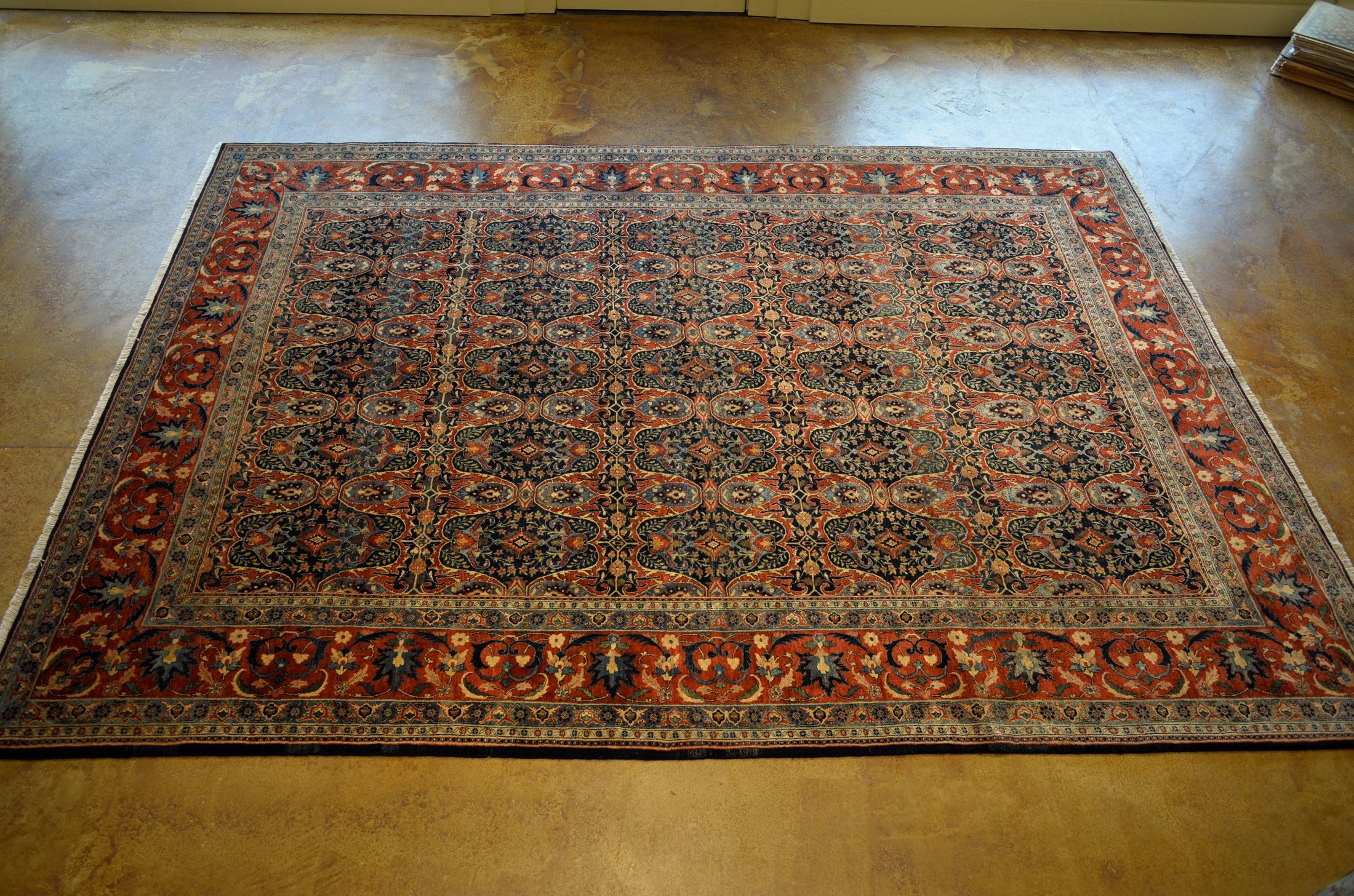 BT21456 Bidjar Carpet "Tulips" detail photo