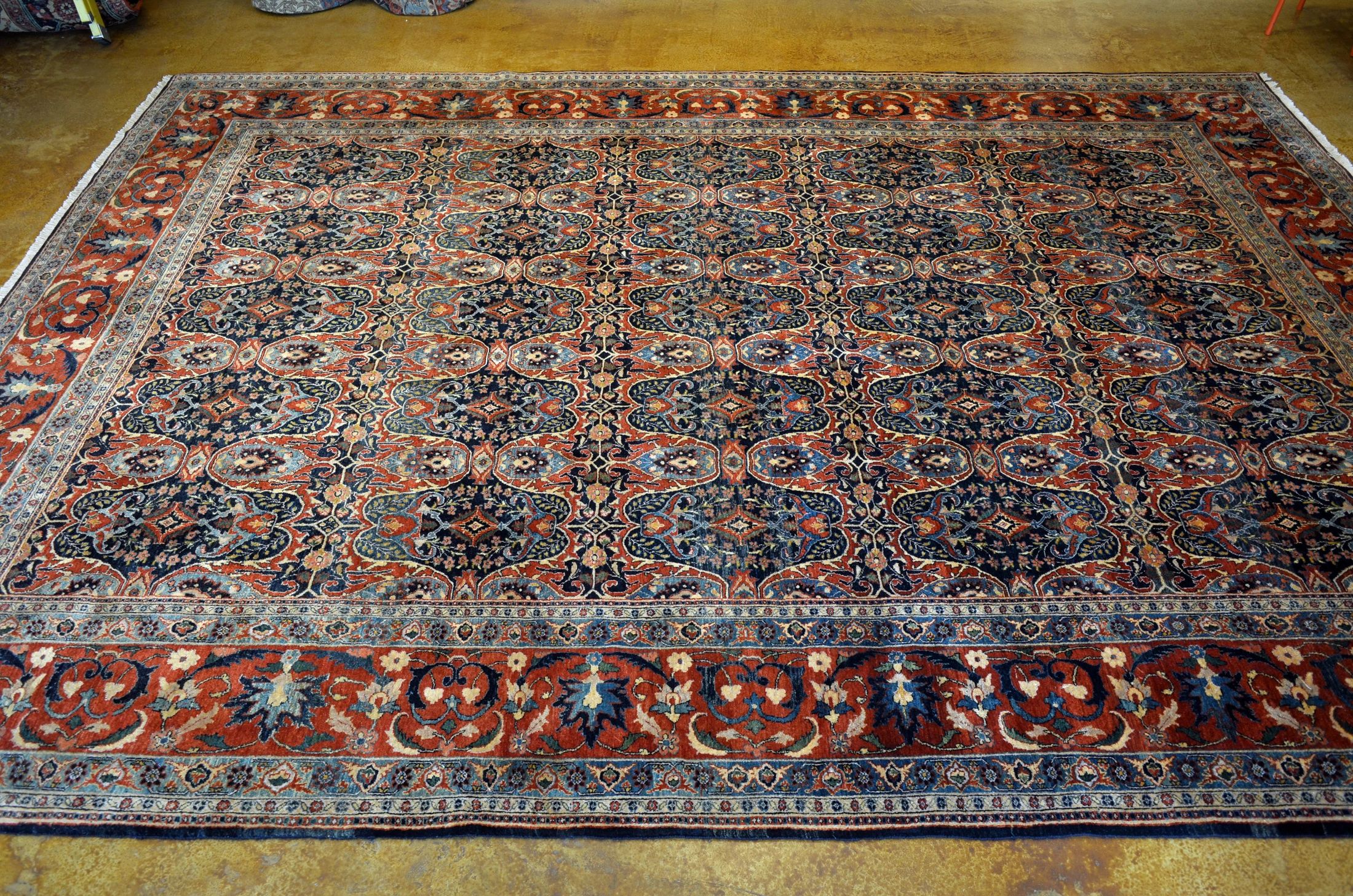 BT21456 Bidjar Carpet "Tulips" detail photo