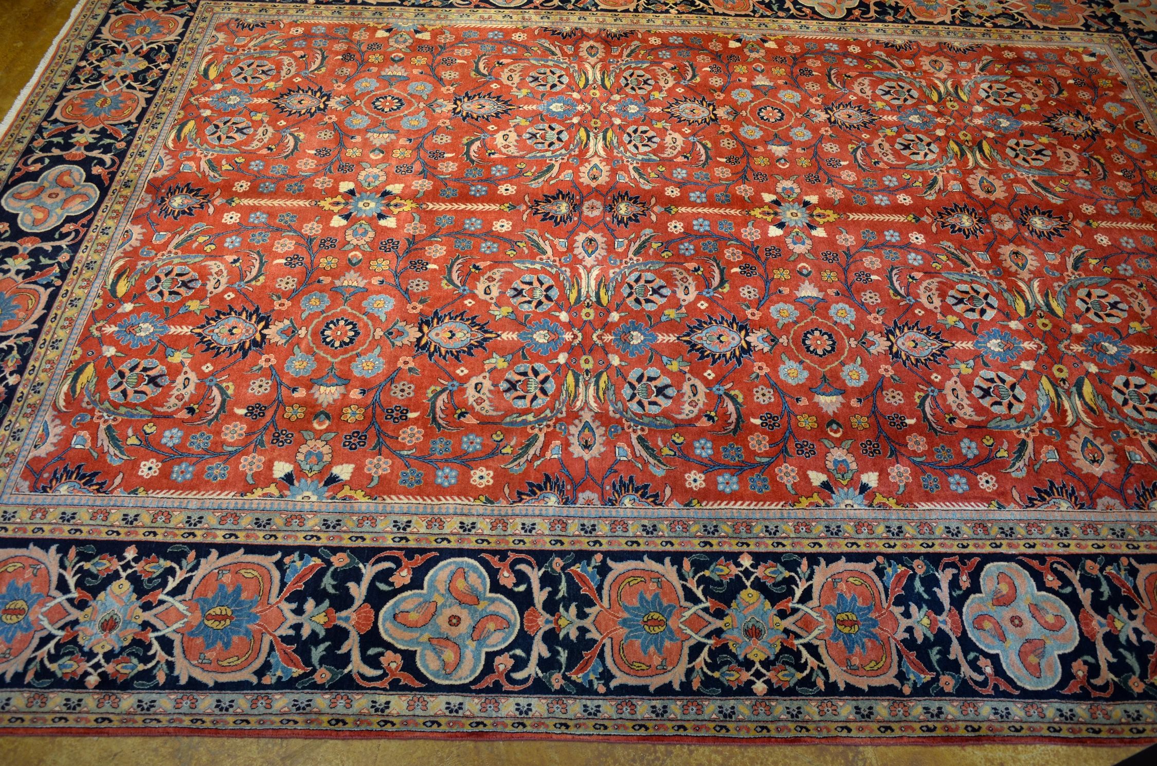 BT4920 Isfahan Carpet detail photo
