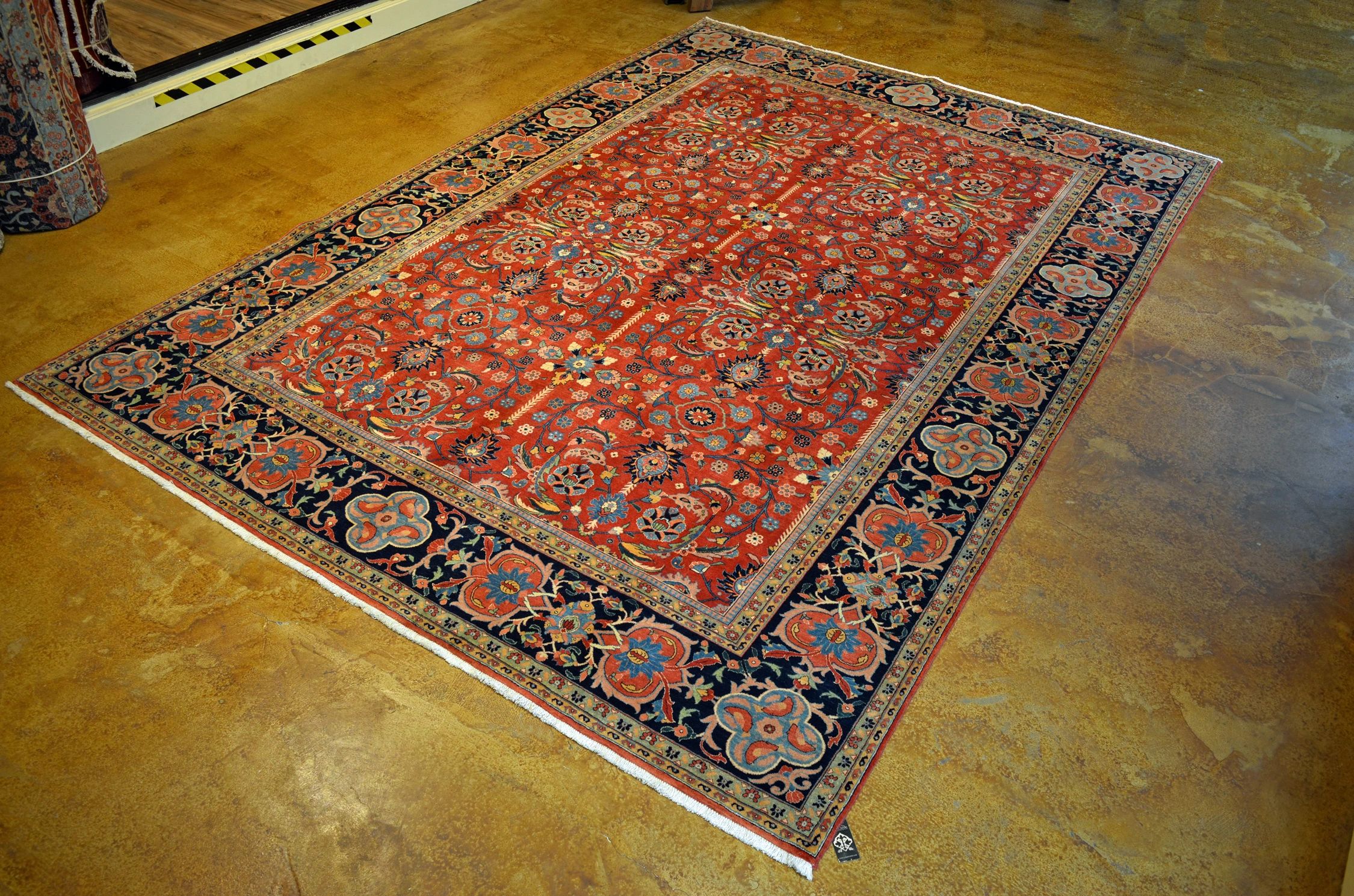 BT4920 Isfahan Carpet detail photo