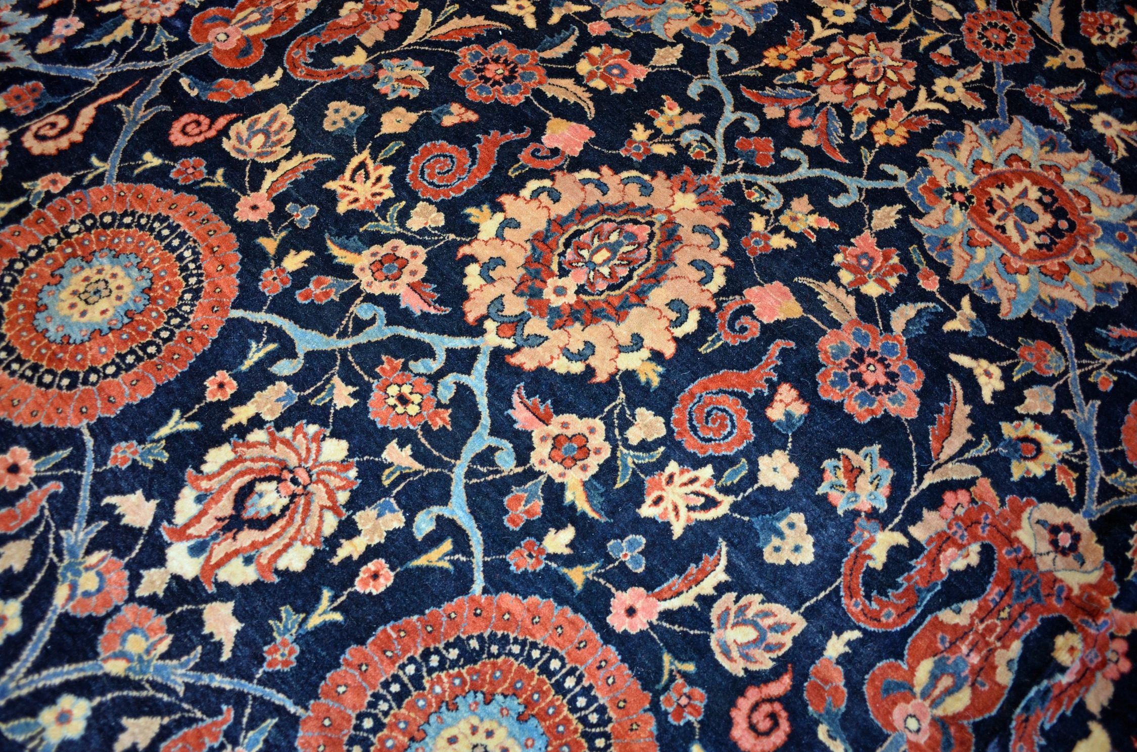 CC25062 Isfahan "Fireworks" detail photo