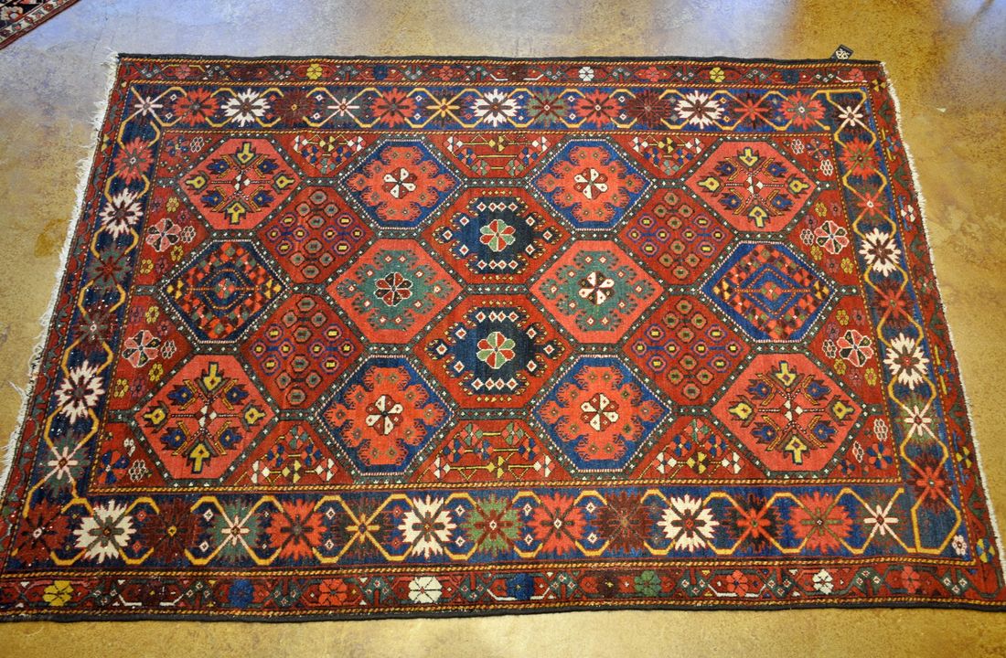 AS0123 Bakhtiari