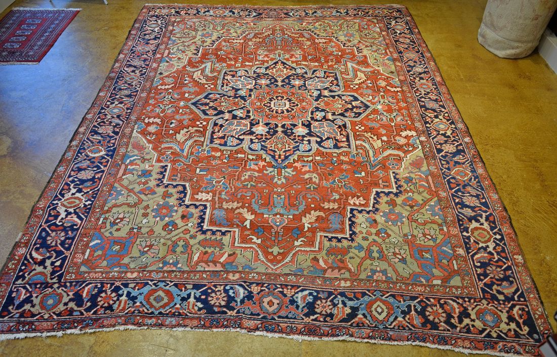 ED0164 Heriz small carpet detail photo