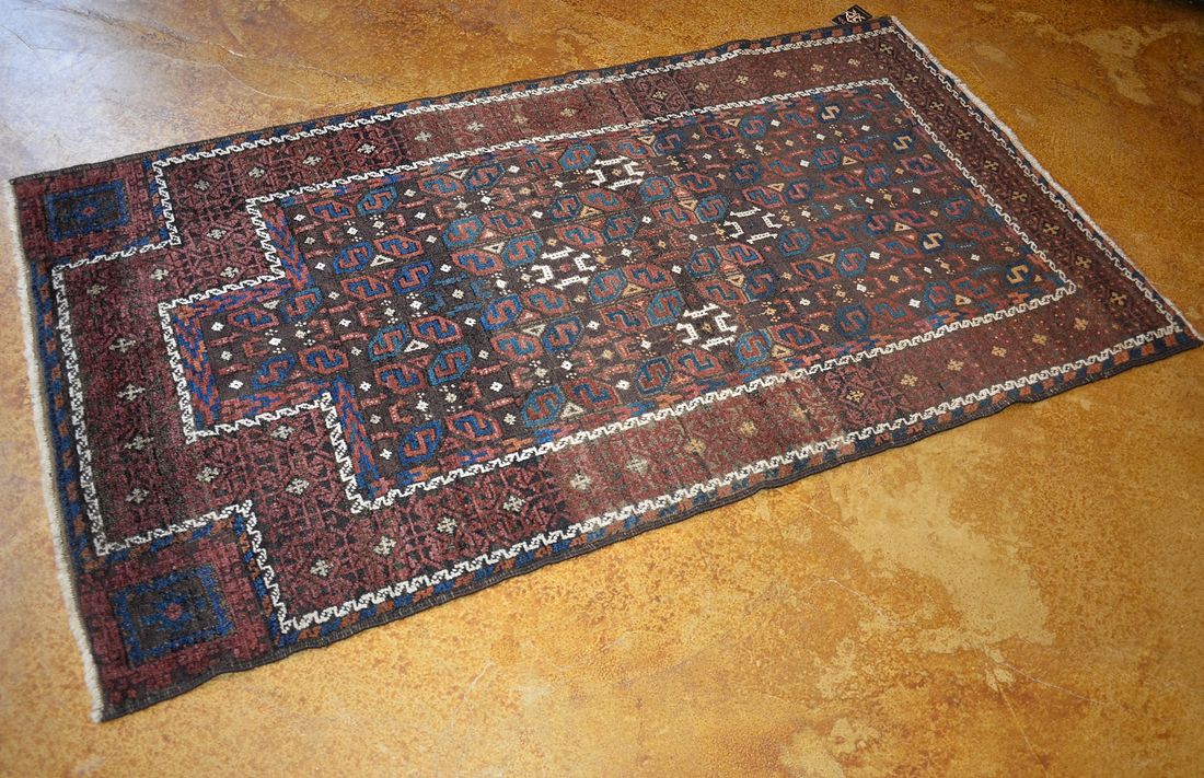 GZ1020 Timuri Baluch Prayer Rug detail photo