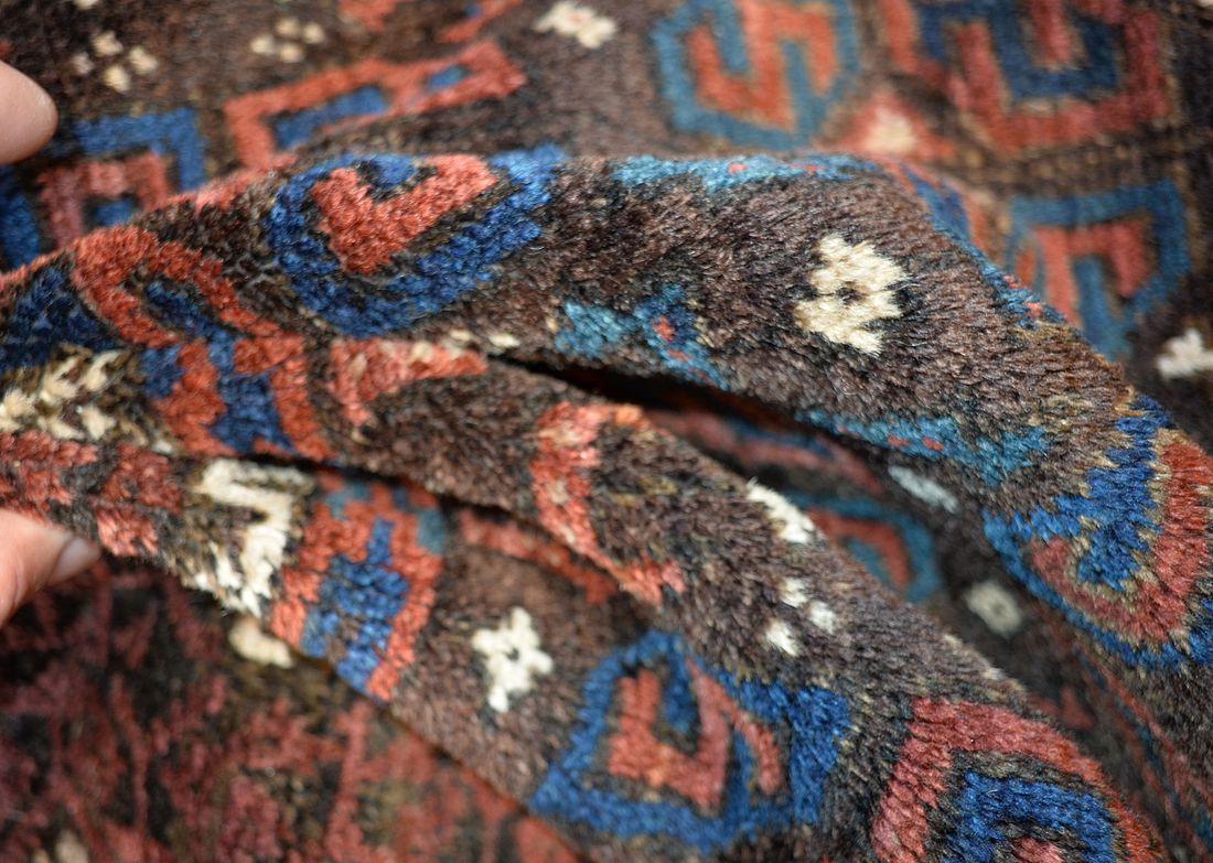 GZ1020 Timuri Baluch Prayer Rug detail photo