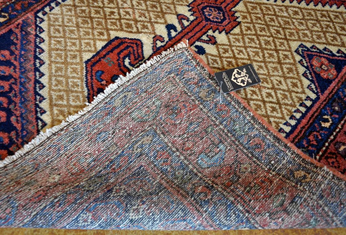 HK0928 Kurdish detail photo